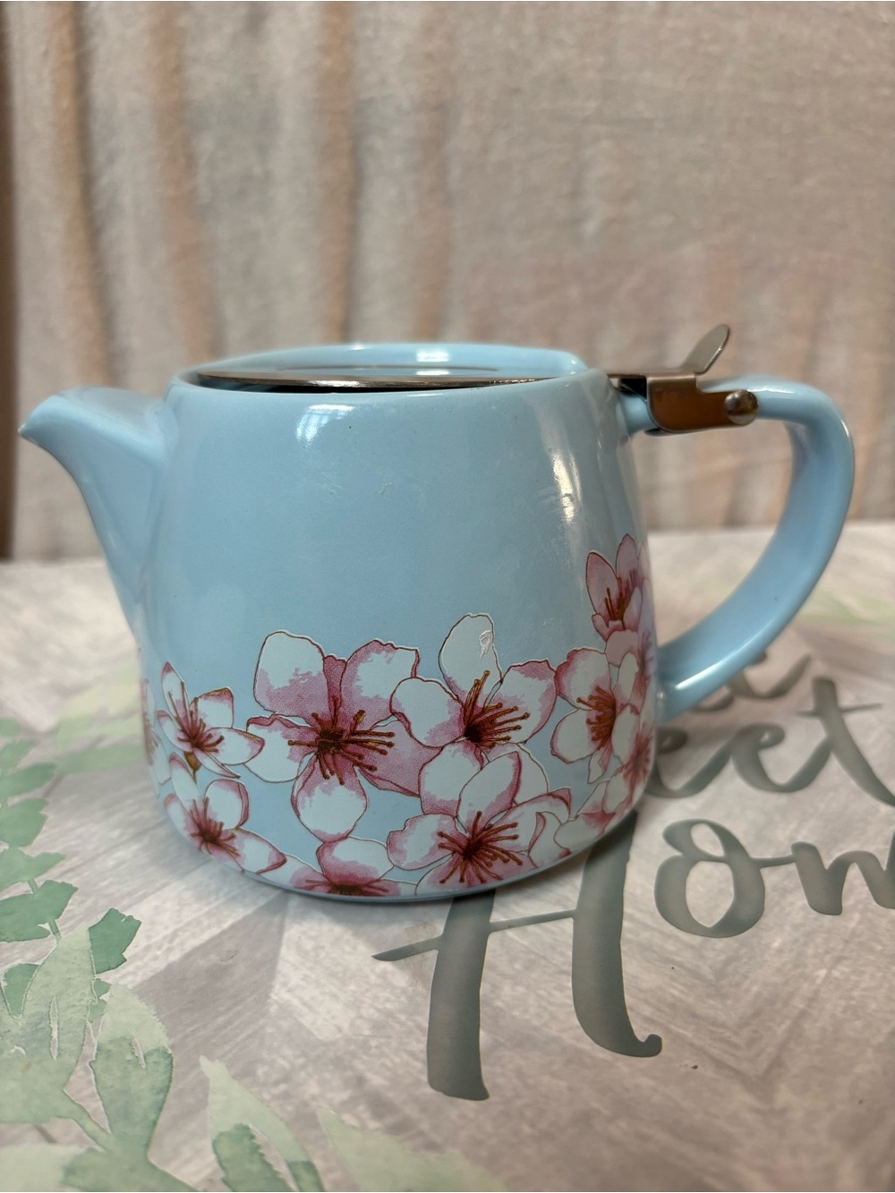 Alfred Blue Cherry Blossom Ceramic Teapot – 20 oz